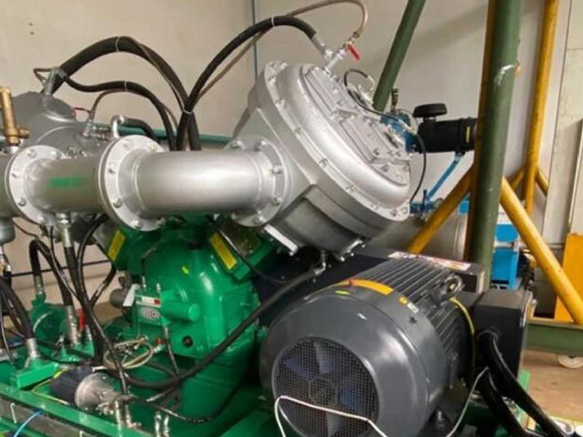 SIAD 970 compressor installed at PT Hasil Raya Industry, Pandaan