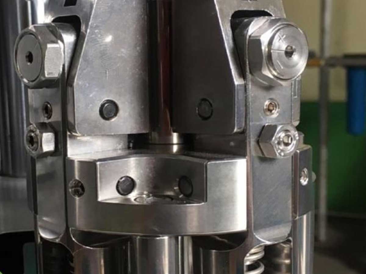 ROPP semi-automatic capper head installed for PT Panjang Jiwo